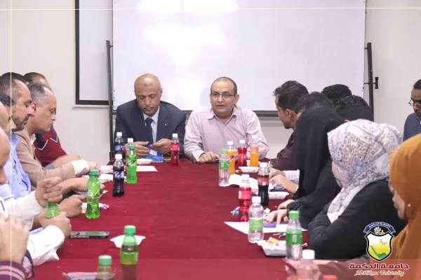 جامعة الحكمة تقيم جلسة معايدة للكادر الإداري والأكاديمي بمناسبة عيد الفطر المبارك 1447هـ