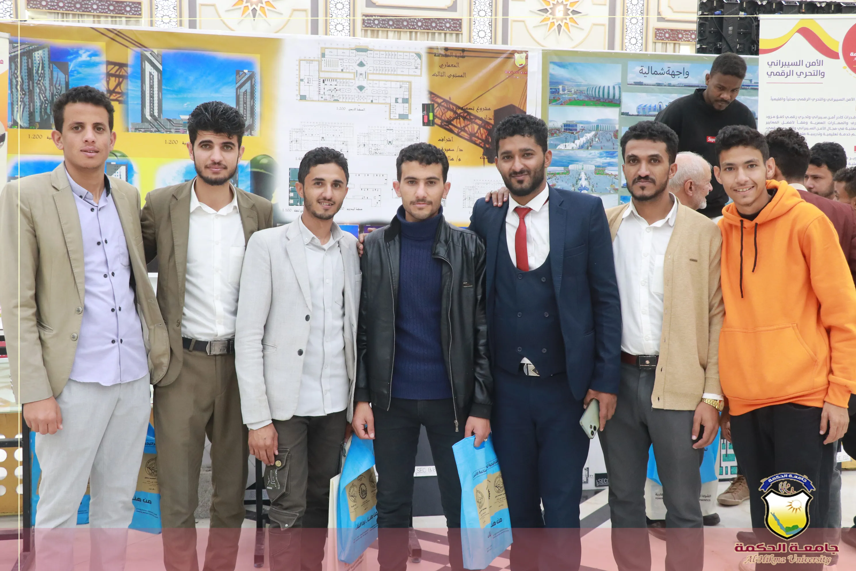 جامعة الحكمة تشارك في معرض صنعاء الأول للتمليك والتطوير العقاري بمشاريع هندسية معمارية ومدنية إبتكارية