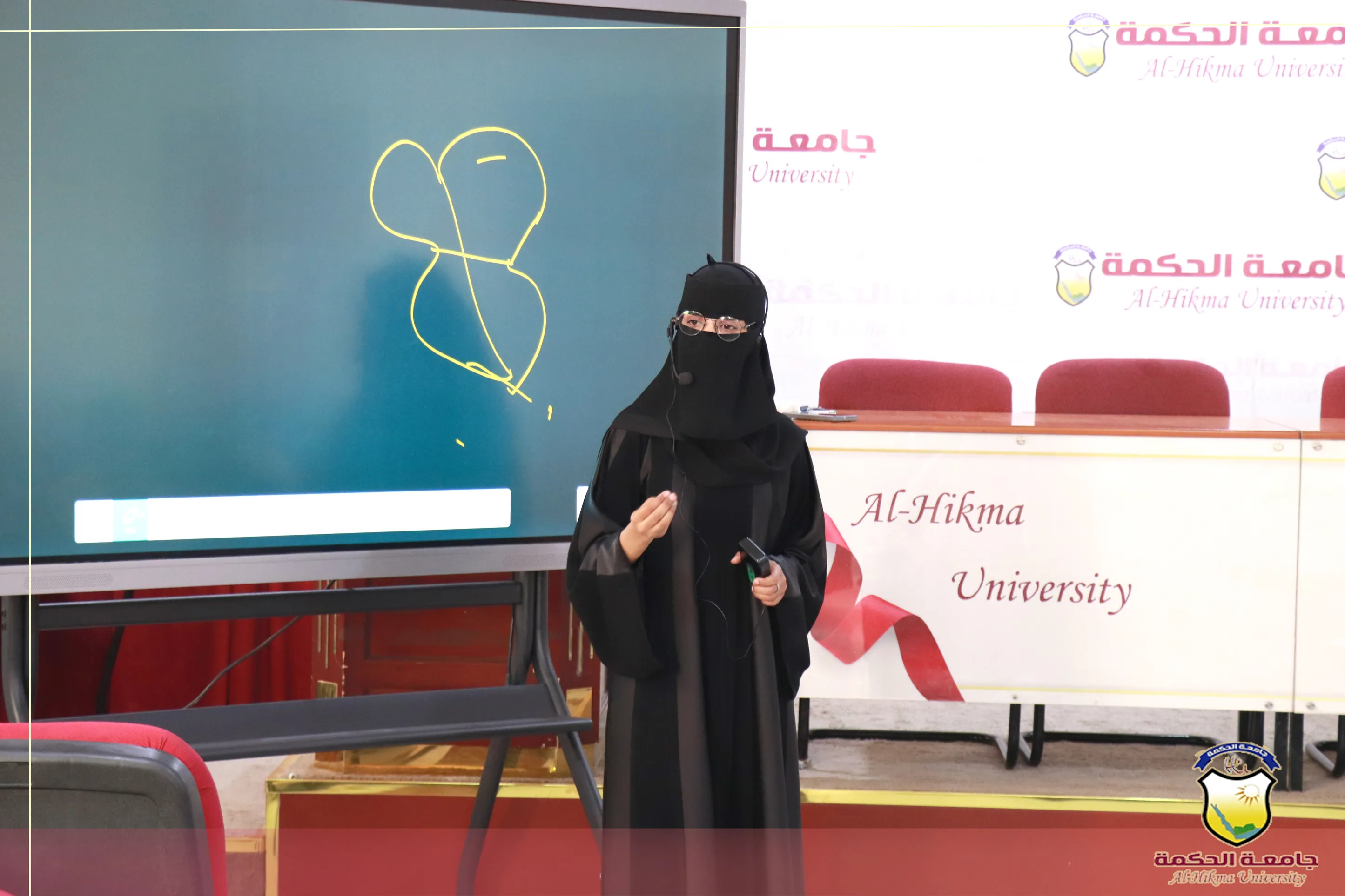 كلية العلوم الطبية بجامعة الحكمة تقيم دورة تخطيط القلب - ECG