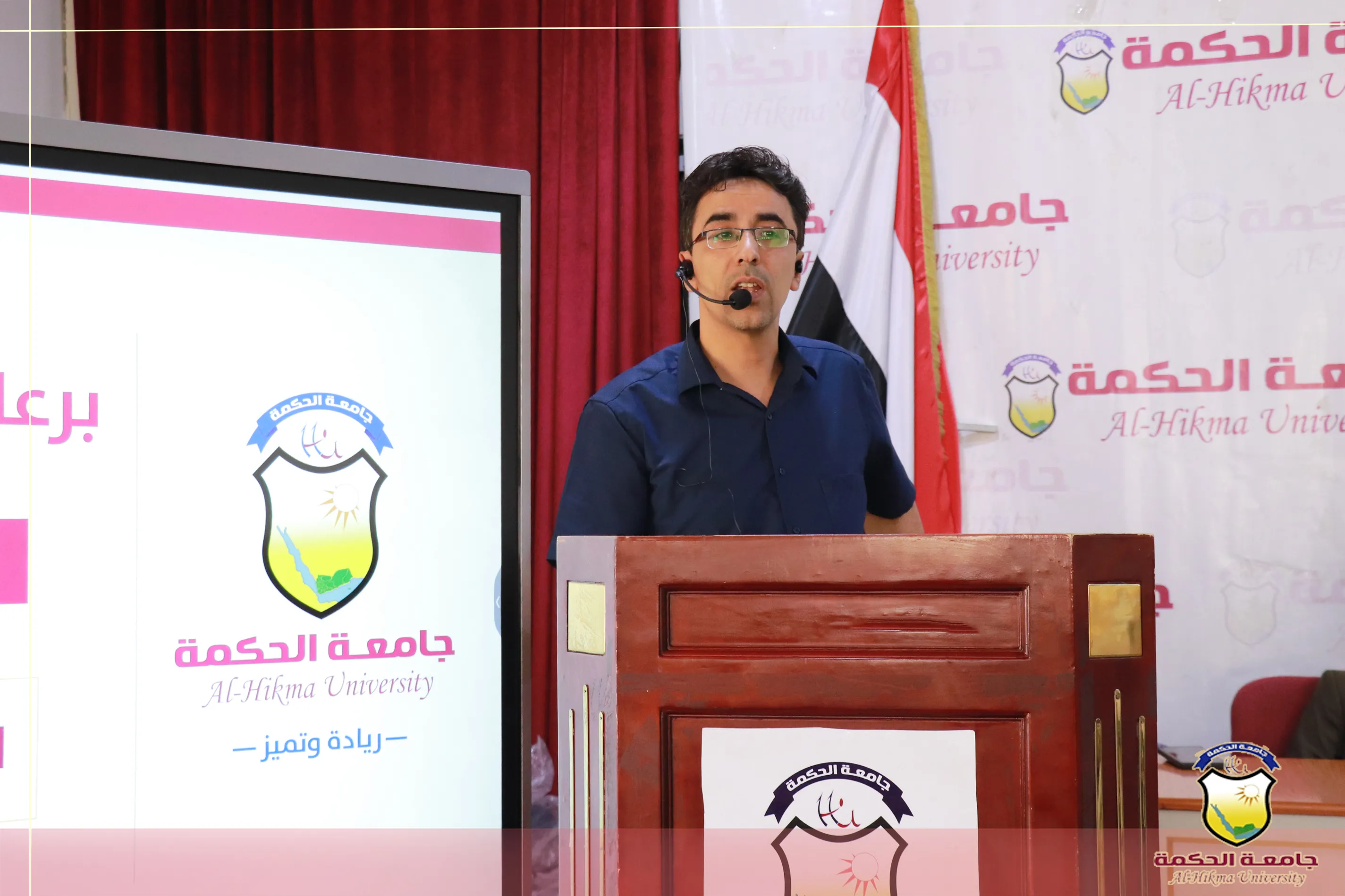 كلية العلوم الطبية بجامعة الحكمة تكرم طلابها الأوائل للعام الجامعي 2024–2025م