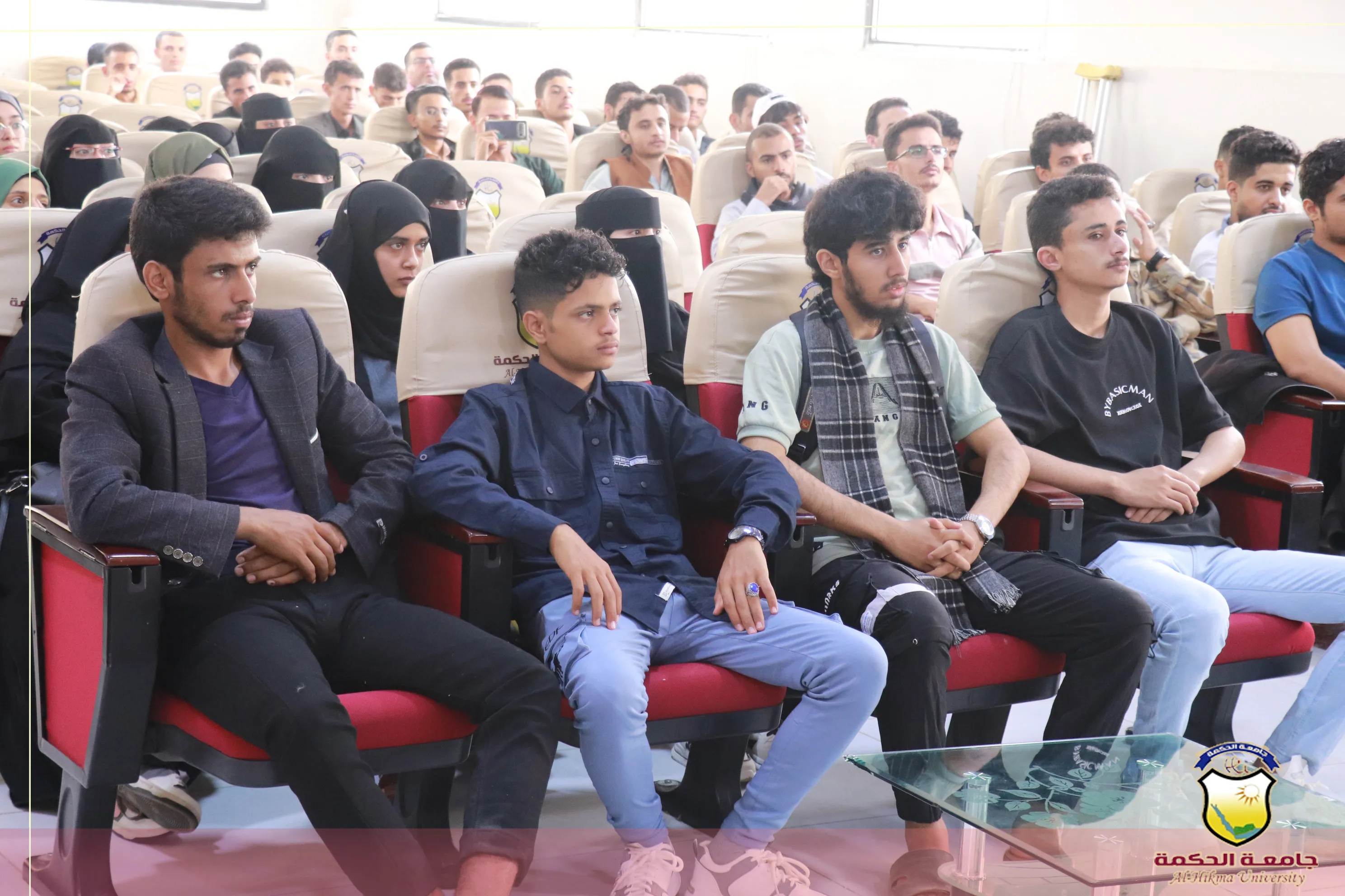 جامعة الحكمة تقيم حفل استقبال الطلبة المستجدين للعام الجامعي 1447هـ / 2025-2026م