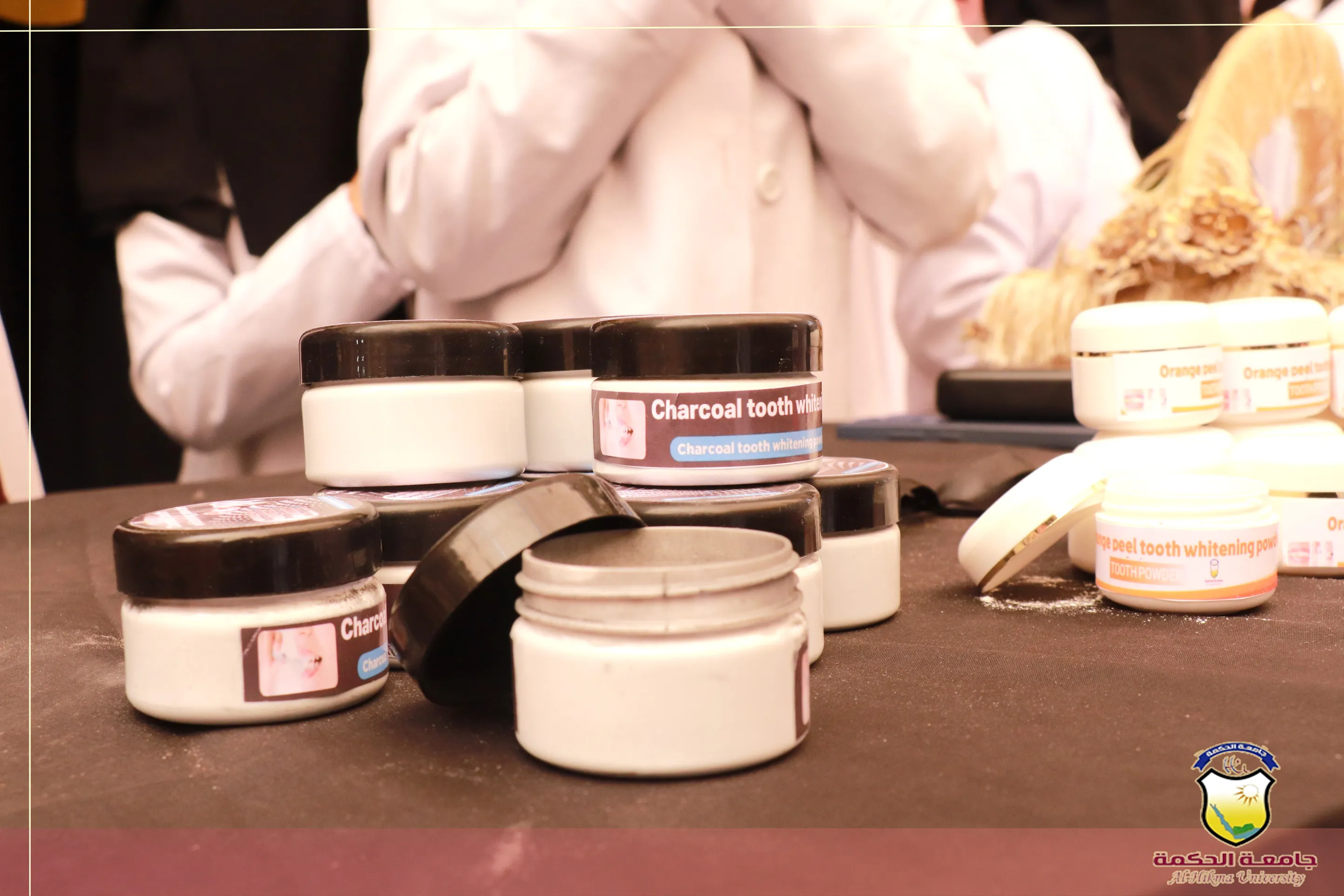 جامعة الحكمة تقيم ندوة ومعرض للإنتاج الصيدلي بمناسبة #اليوم_العالمي_للصيادلة