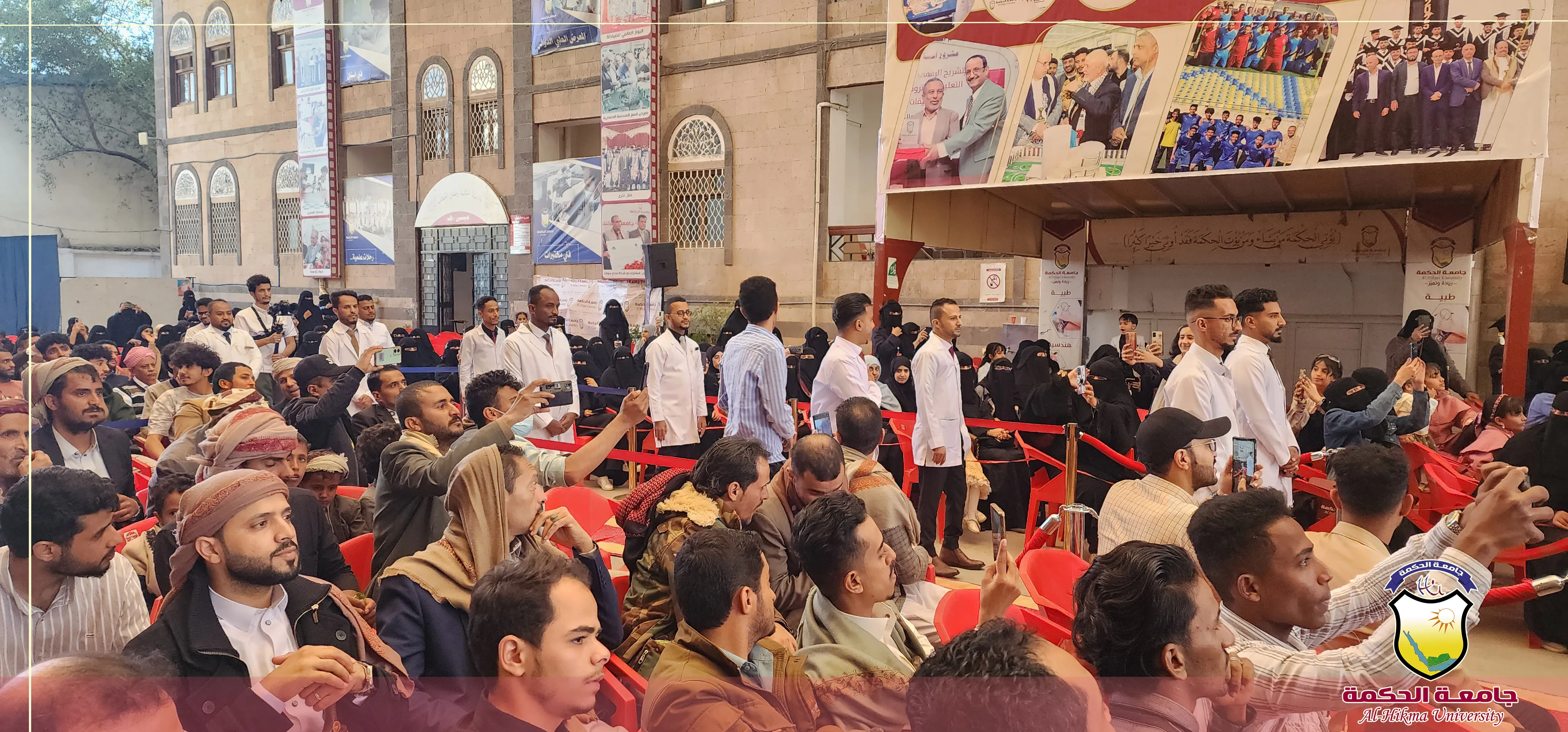 جامعة الحكمة تنظّم حفلاً أكاديمياً لتوديع الدفعة الثانية من قسم الطب العام والجراحة