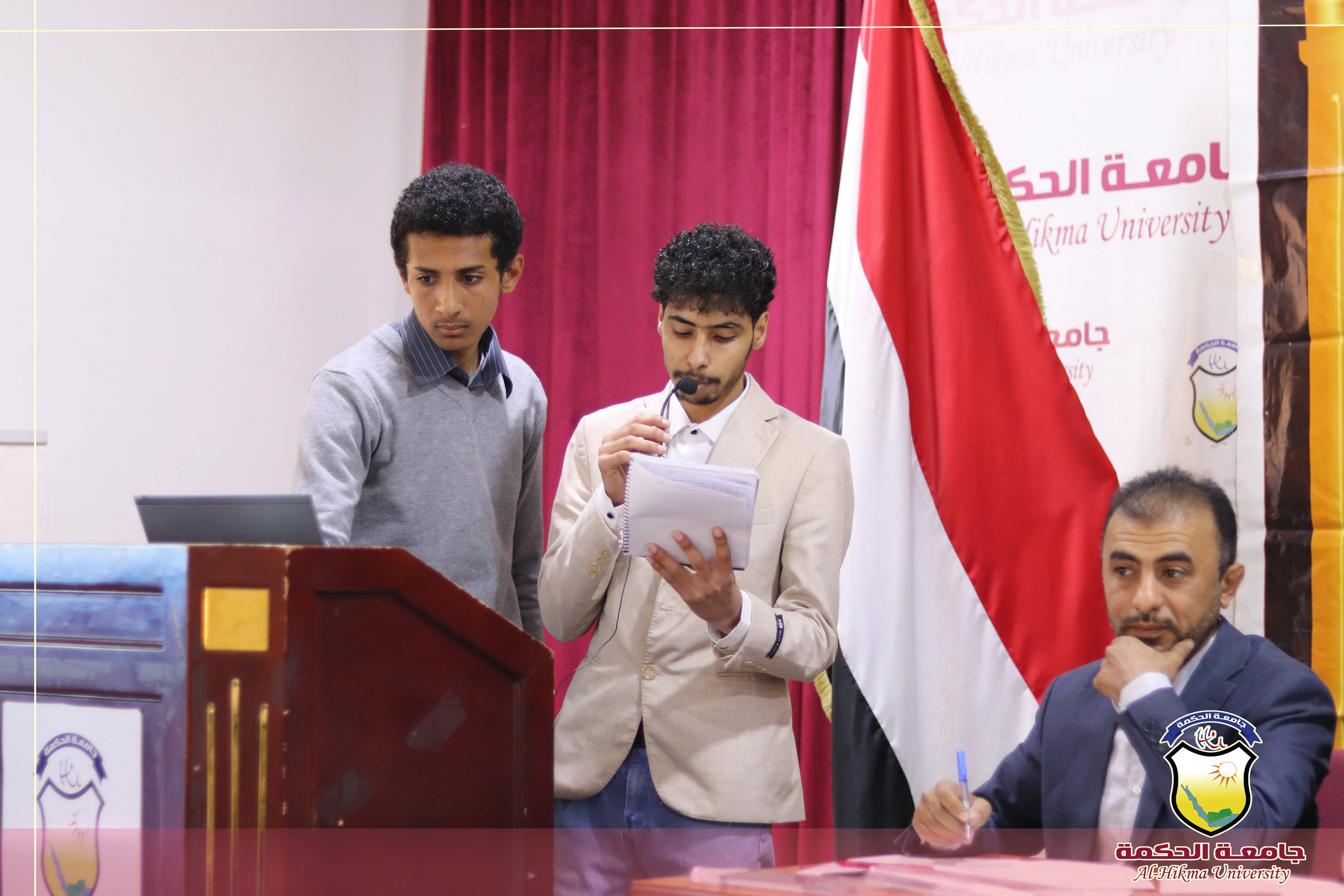 جامعة الحكمة تقيم محكمة افتراضية متخصصة في جمع الأدلة الرقمية بحضور قيادات أكاديمية وقضائية