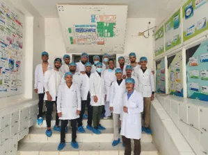 جامعة الحكمة تنظم زيارة علمية لطلاب الصيدلة إلى مصنع بيوفارما للتعرف على الصناعة الدوائية