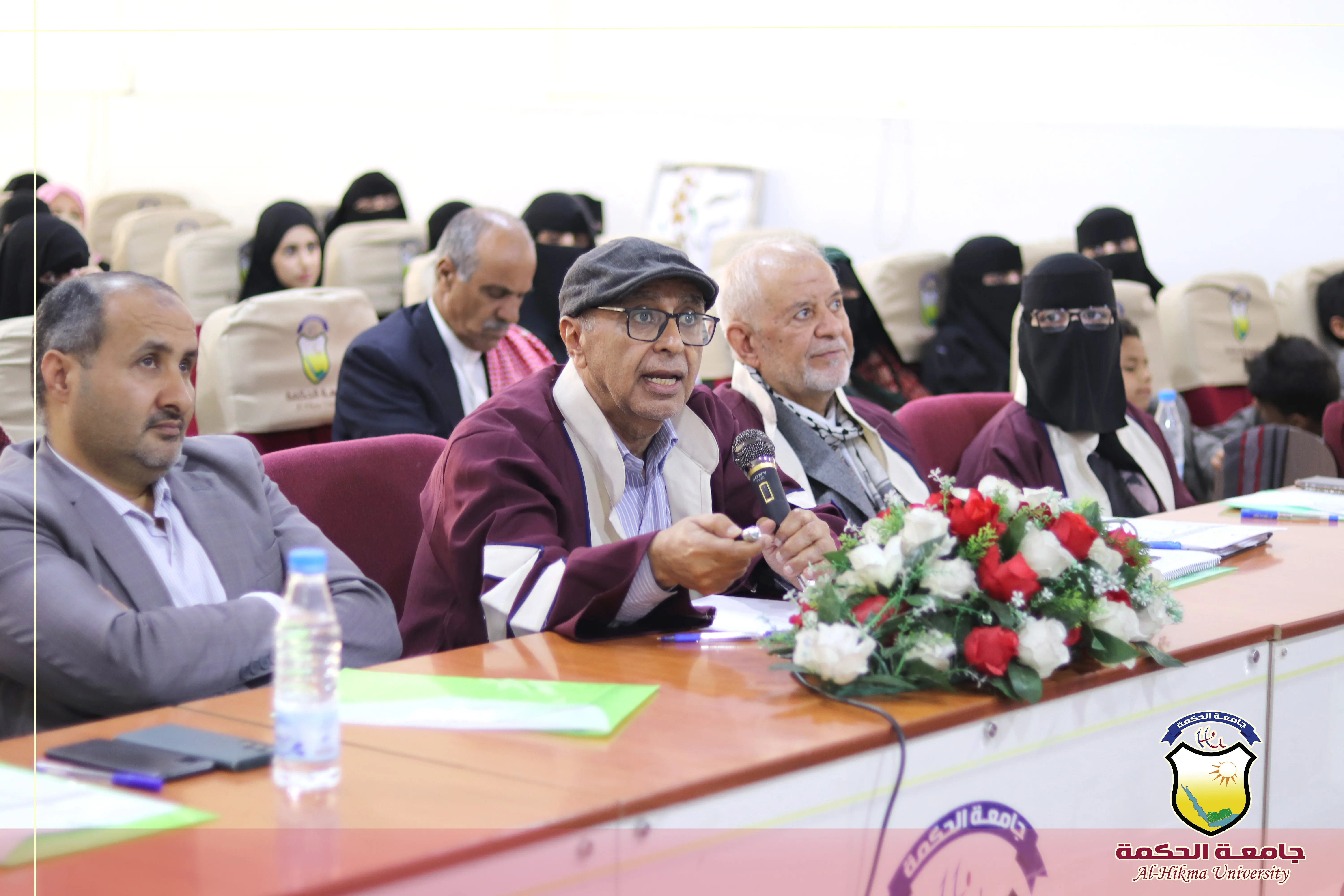 قسم الهندسة المعمارية بكلية العلوم والهندسة في جامعة الحكمة تُقيم المناقشات العلنية لمشاريع تخرج طلاب الدفعة الرابعة