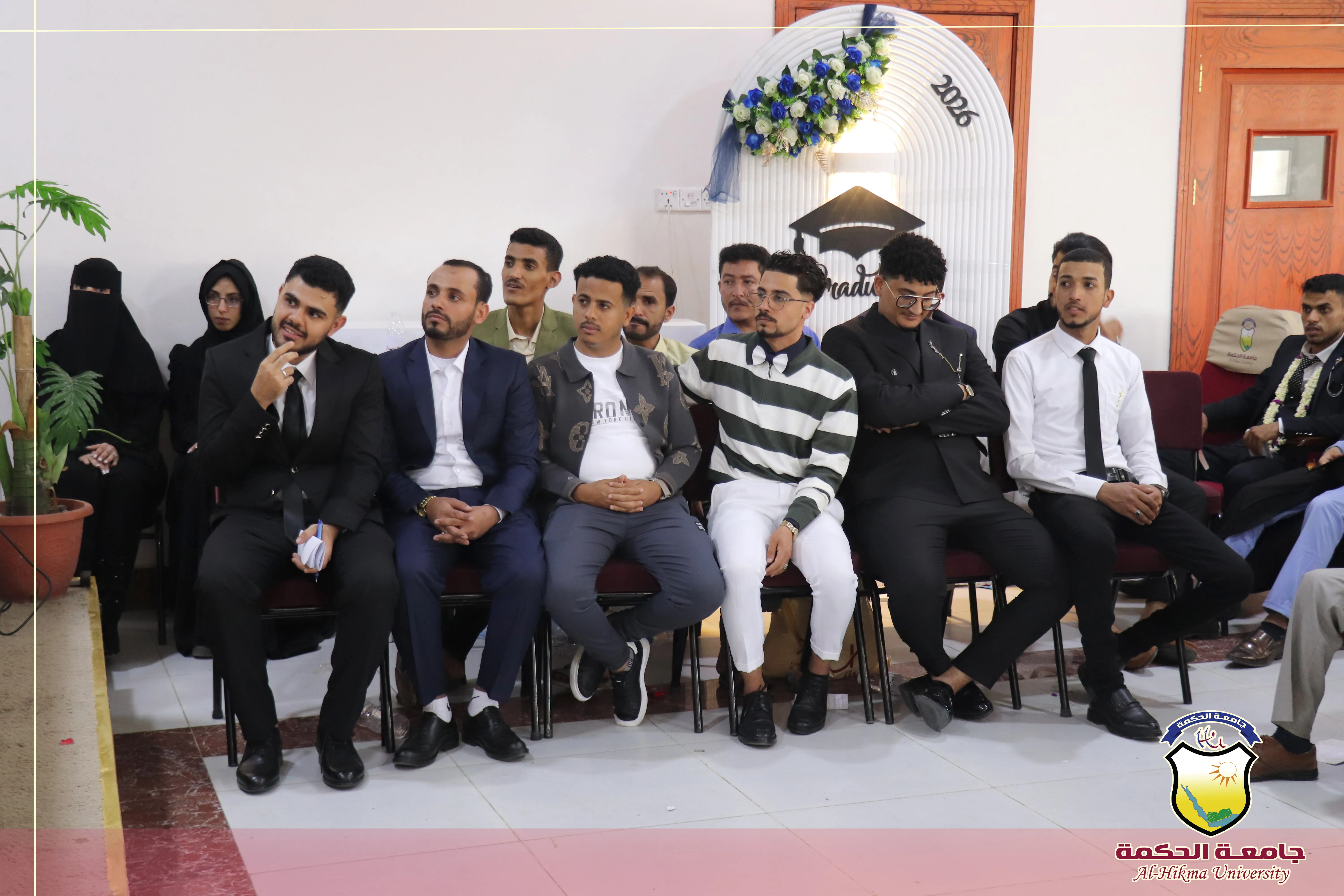 جامعة الحكمة - اليمن تفتتح الاسبوع العلمي لمناقشة أبحاث تخرّج طلبة الدفعة الثامنة من قسم علوم الصيدلة بكلية العلوم الطبية